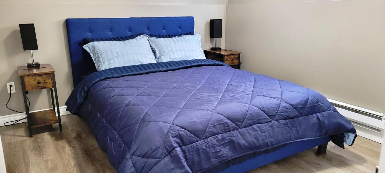 Blue Wave 2 Bedroom Suite Саскатун Экстерьер фото